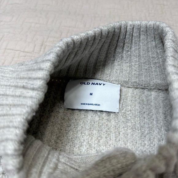 Old Navy Men's Latte Beige Knit Textured Button Mock Neck Sweater Size Medium - Picture 2 of 8